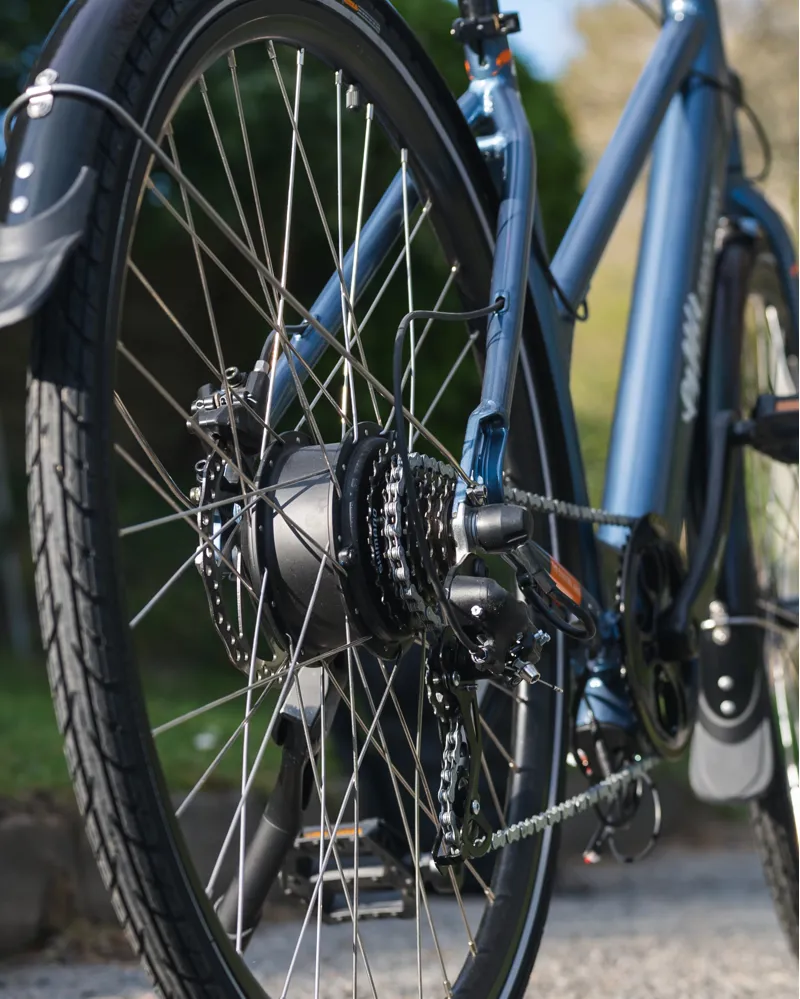 EMU Evo Step Through 700c Wheel Electric Bike Metallic Blue-11